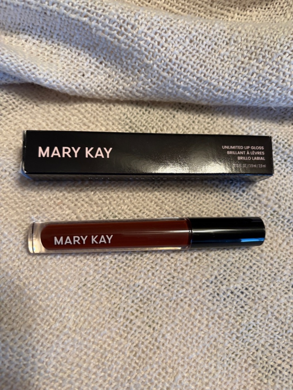 Mary Kay Unlimited Lip Gloss — Deep Brown Gloss